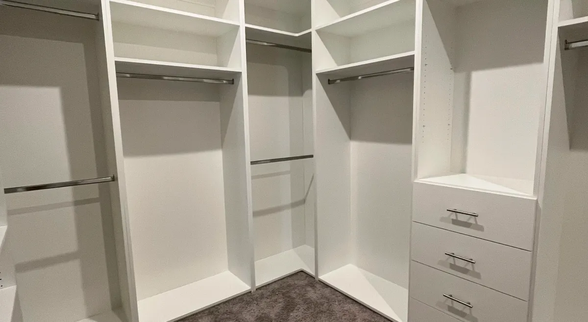 EG Custom Cabinets Reach-In Closets near Lely Resort, Naples
